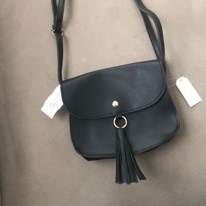 👛Black Purse with cute tassel👛
